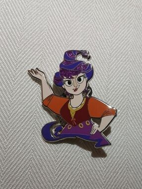 Disney Store Mary Sanderson Hocus Pocus Mystery 2020 Limited Release Pin
